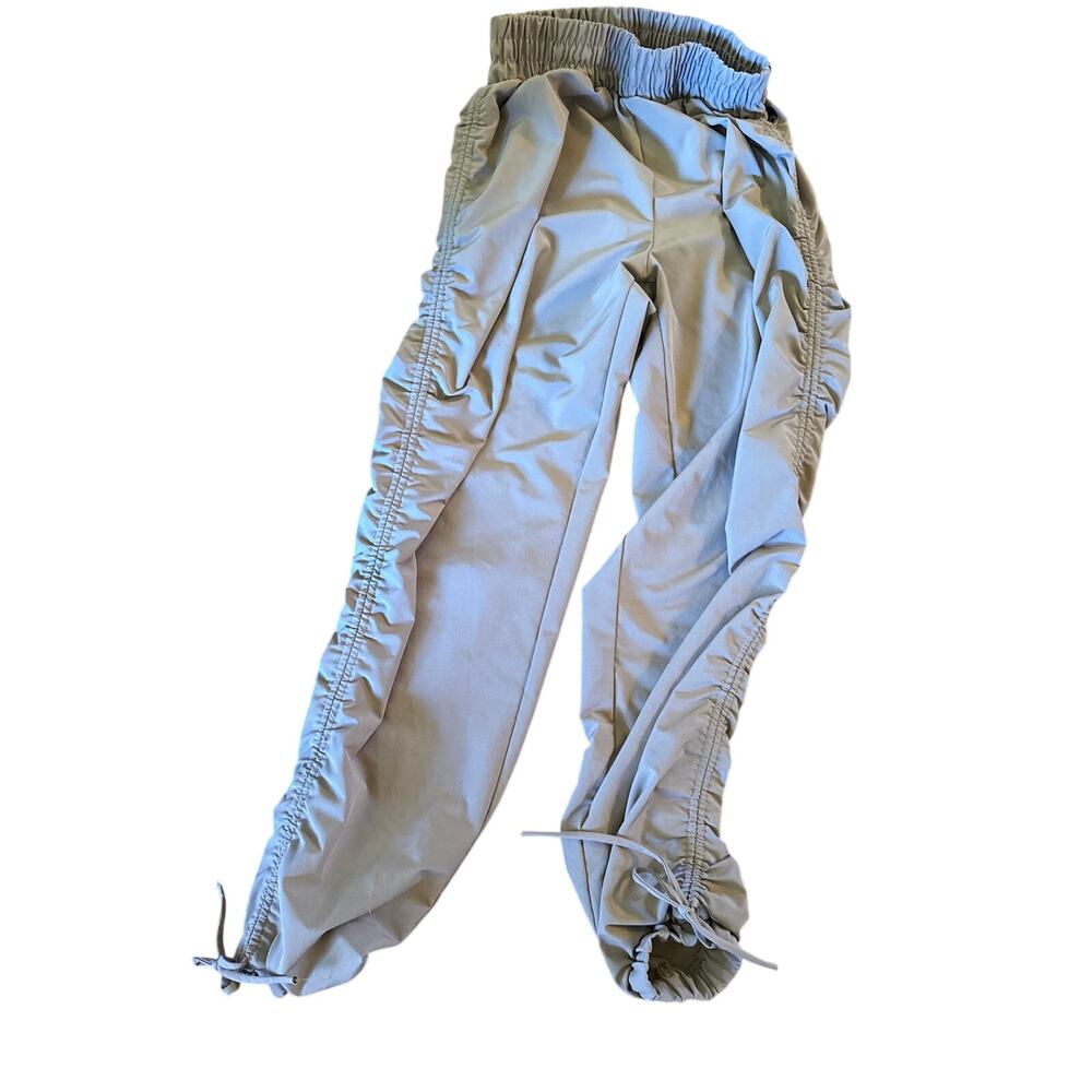 FIVE THE LABEL, 5 Dancewear, side ruched parachute pants - Medium